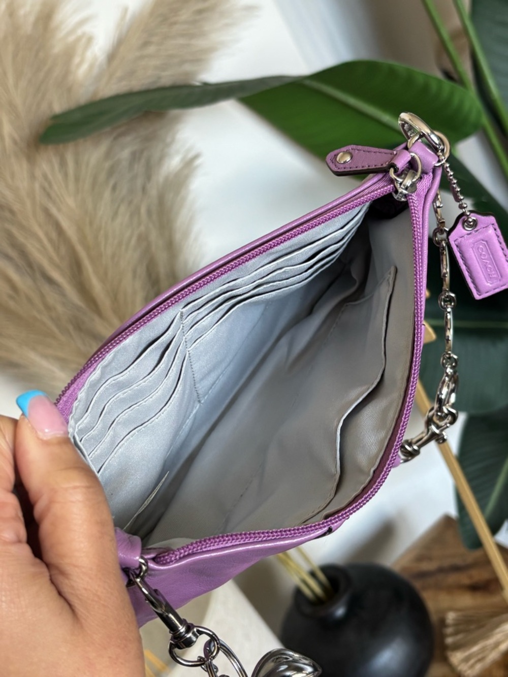 💜💟Y2K COACH Ashley Large Wristlet Mini💟💜 Bag - Picture 8 of 9